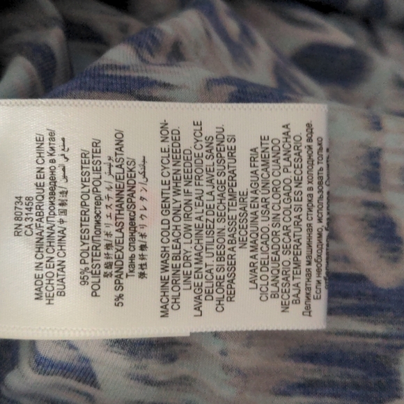 BCBGMaxAzria blue pattern short sleeve wrap dress XXS - Picture 8 of 8